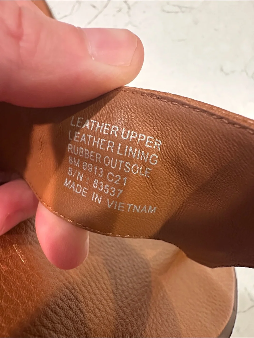 Tory Burch Carson Thong Welt Sandals Aged Camello Size 8